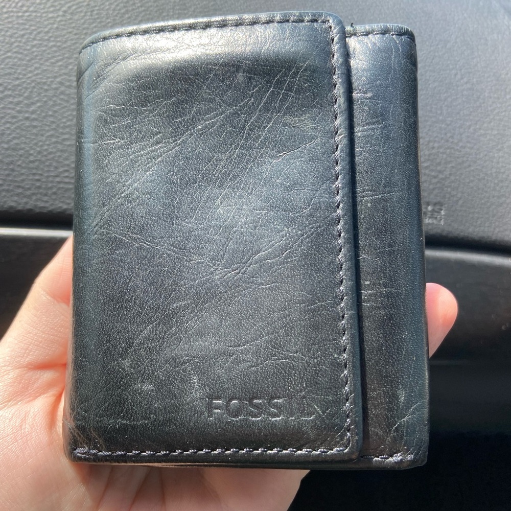 Fossil Trifold Wallet - black leather, lightly used